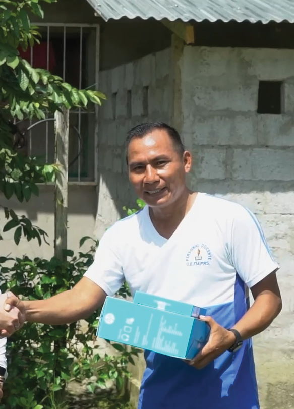Peru School System and HughesNet Connect Students to Educational Resources